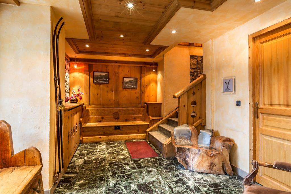 Les Cretes Blanches Hotel Val-d'Isere Exterior photo