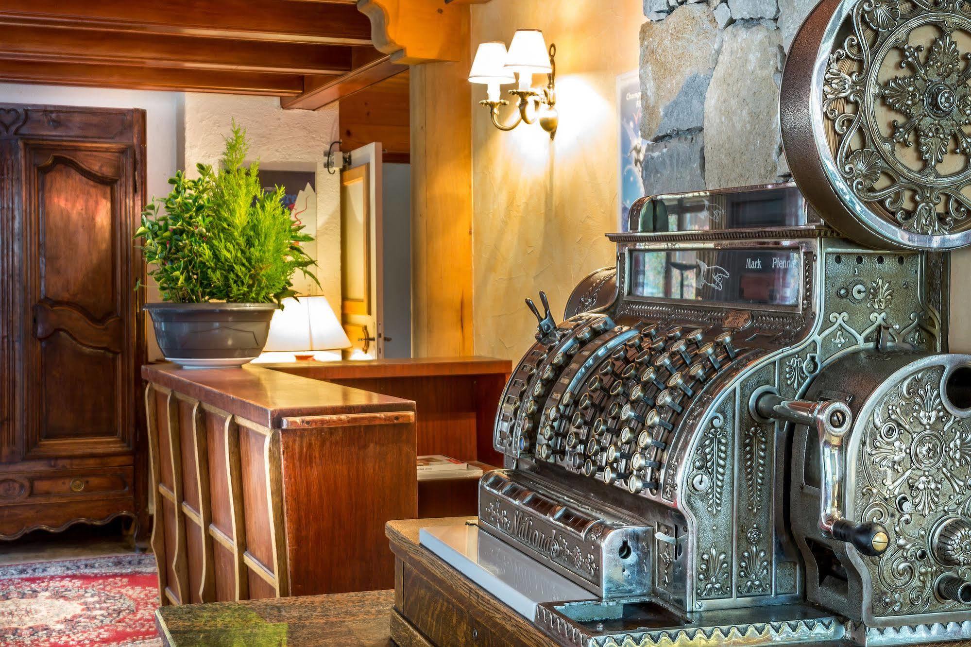 Les Cretes Blanches Hotel Val-d'Isere Exterior photo